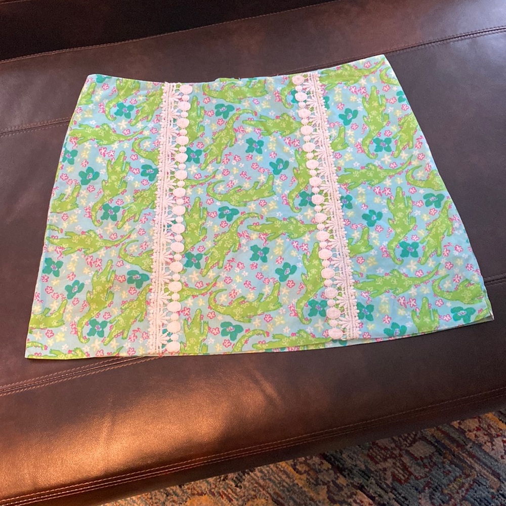 Lilly Pulitzer Alligators and Flowers Lace Appliqué Skort